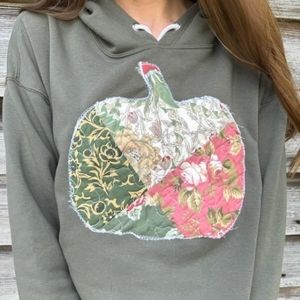 Handmade Pumpkin Quilted Sweatshirt XXL cropped hoodie Fall Autumn Art